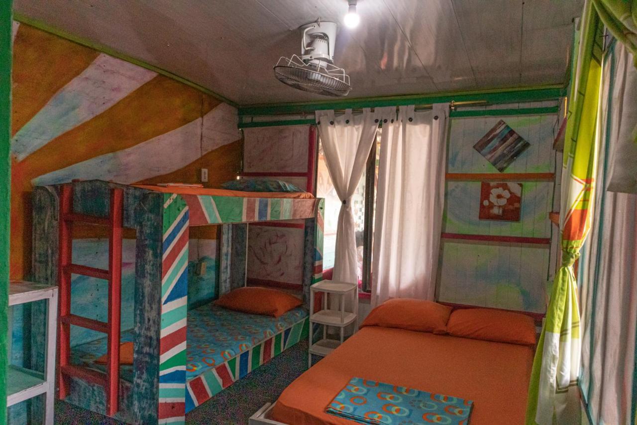 Hostal Liliana Buenaventura Buitenkant foto