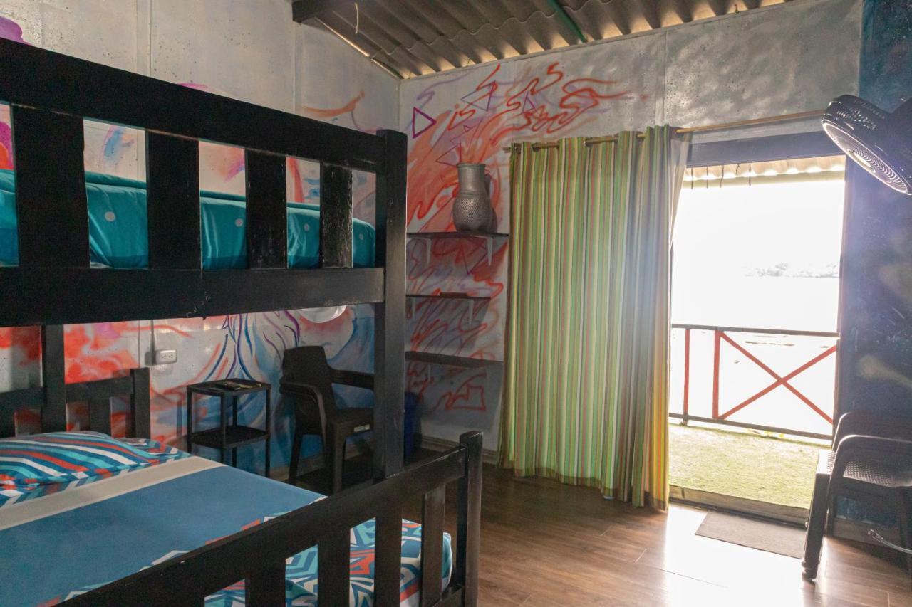Hostal Liliana Buenaventura Buitenkant foto